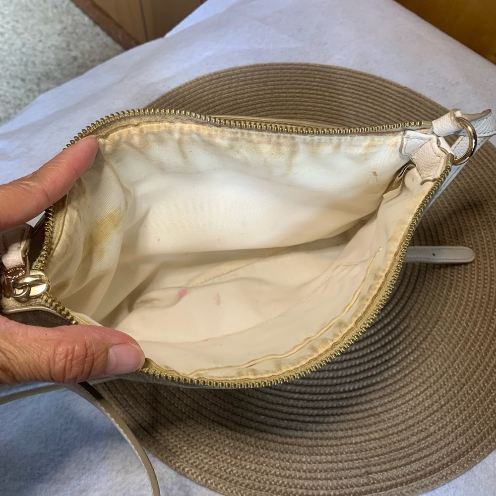 Authentic Coach - image 7